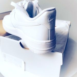 Womens 6.5 Air Force 1 ‘07 White/White